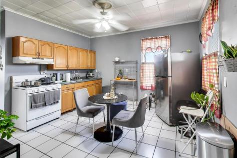 4862 West Cortland Street Chicago IL 60639
