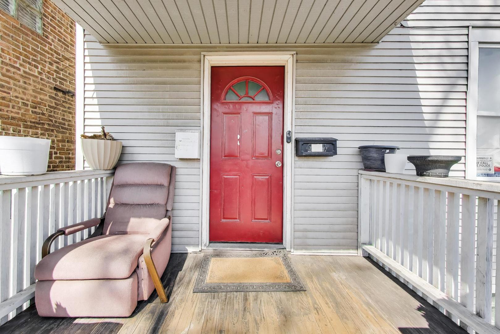4862 West Cortland Street Chicago IL 60639