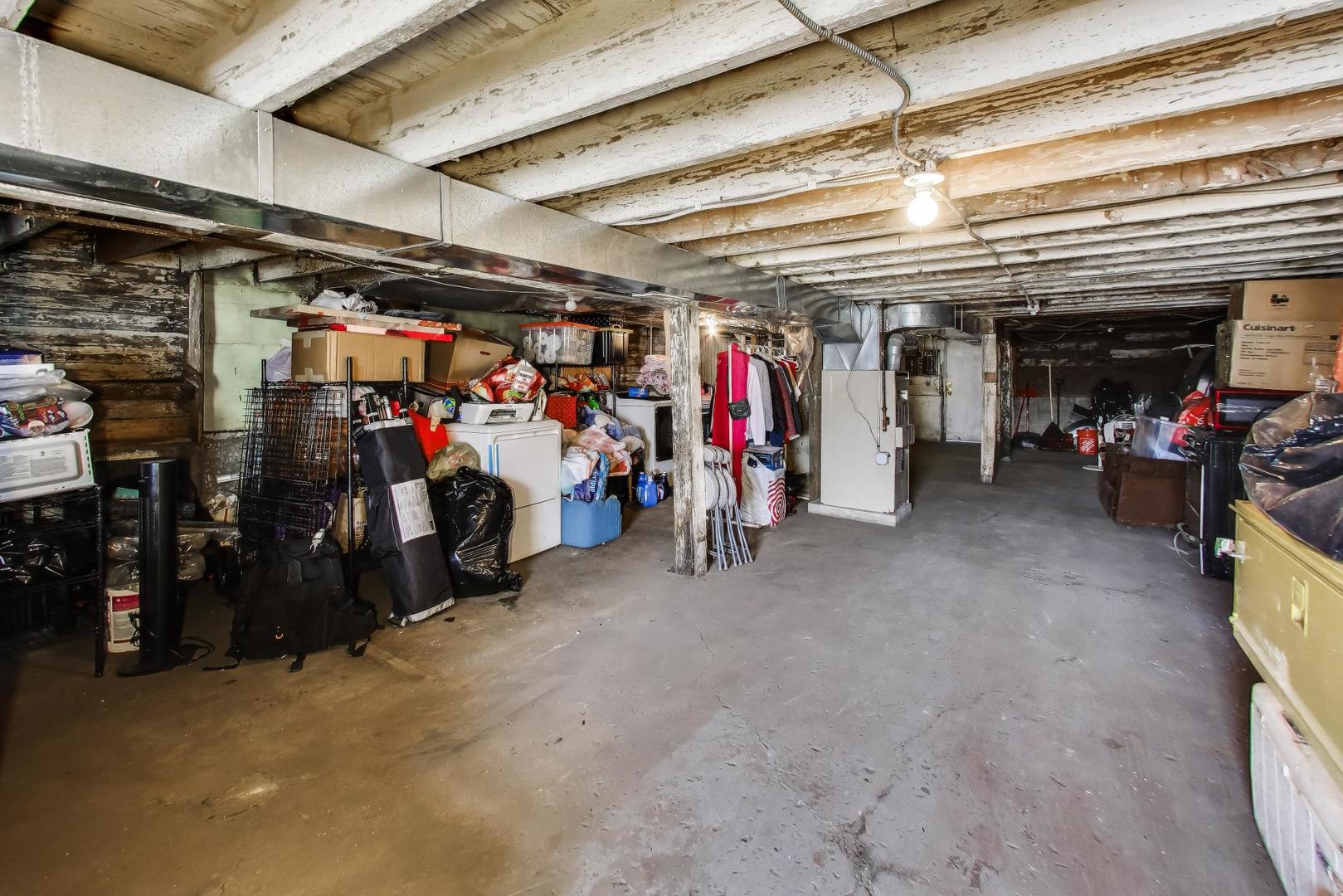 4862 West Cortland Street Chicago IL 60639