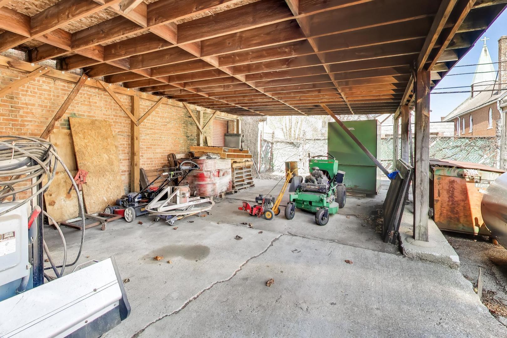 4862 West Cortland Street Chicago IL 60639