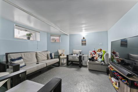 5037 West West End Avenue Chicago IL 60644