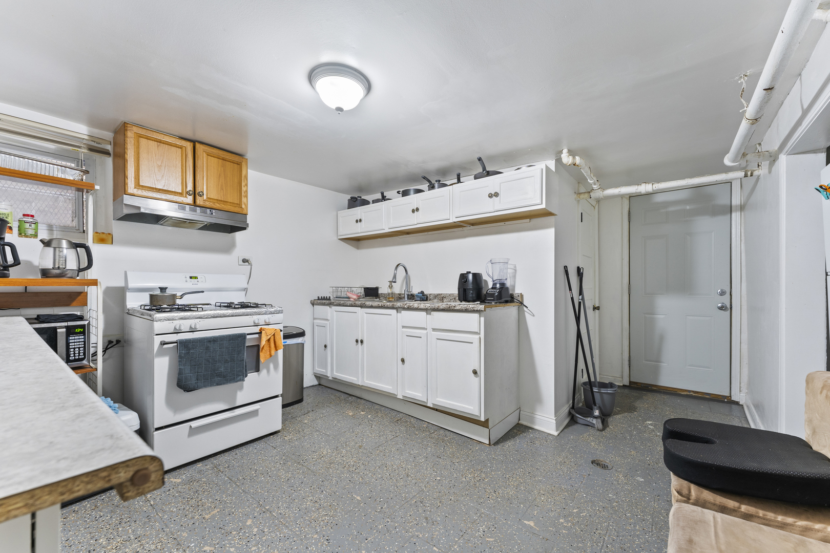 5037 West West End Avenue Chicago IL 60644