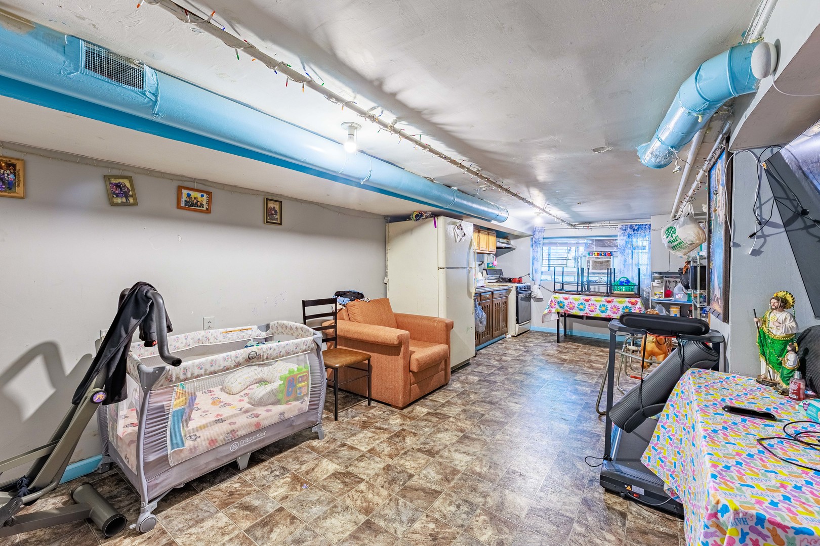 8119 South Escanaba Avenue Chicago IL 60617