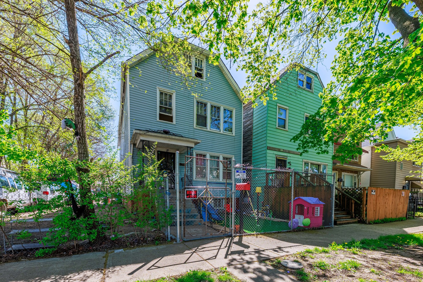 8119 South Escanaba Avenue Chicago IL 60617