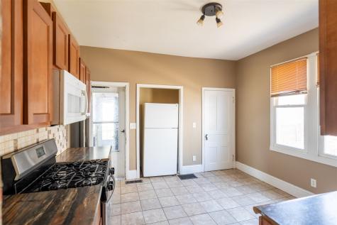 902 West Grove Street Bloomington IL 61701