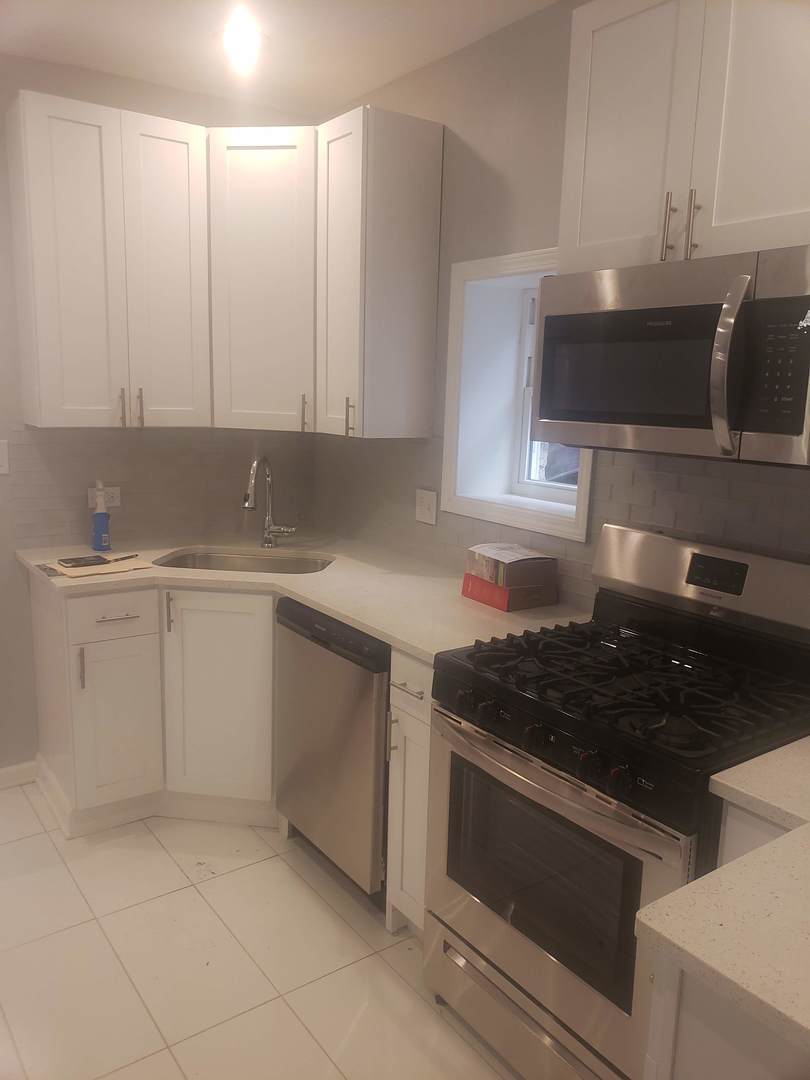8005 South Maryland Avenue Chicago IL 60619
