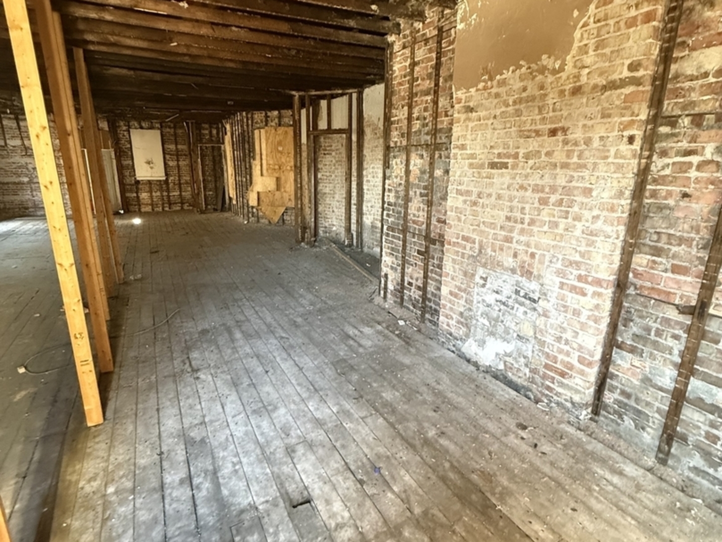764 South Kenneth Avenue Chicago IL 60624