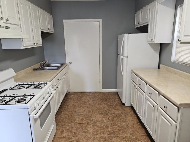5649 North Mason Avenue Chicago IL 60646