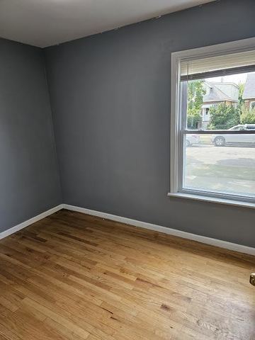 5649 North Mason Avenue Chicago IL 60646