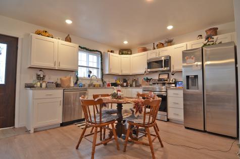 201,311,& Lot's 3-10 24TH Avenue Ottawa IL 61350