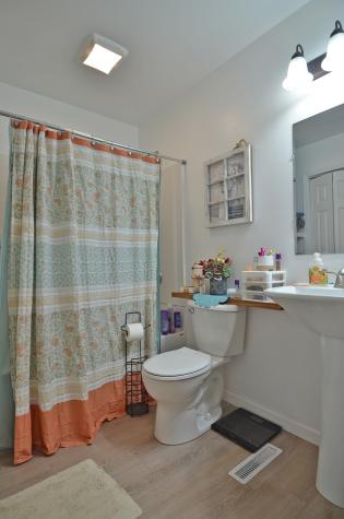 201,311,& Lot's 3-10 24TH Avenue Ottawa IL 61350