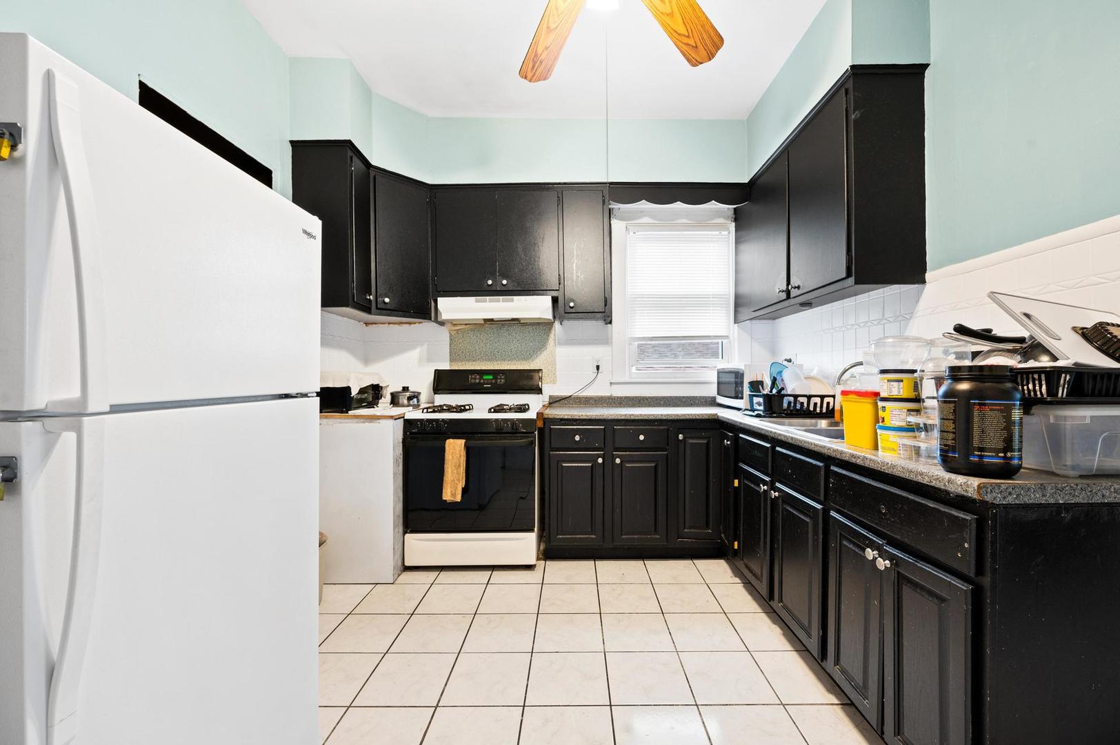 2341 North Major Avenue Chicago IL 60639