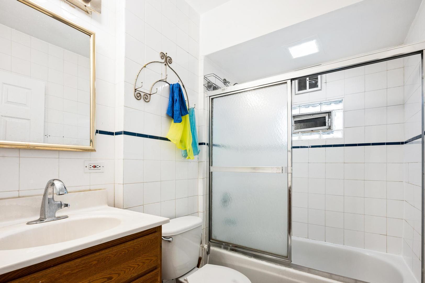 2341 North Major Avenue Chicago IL 60639