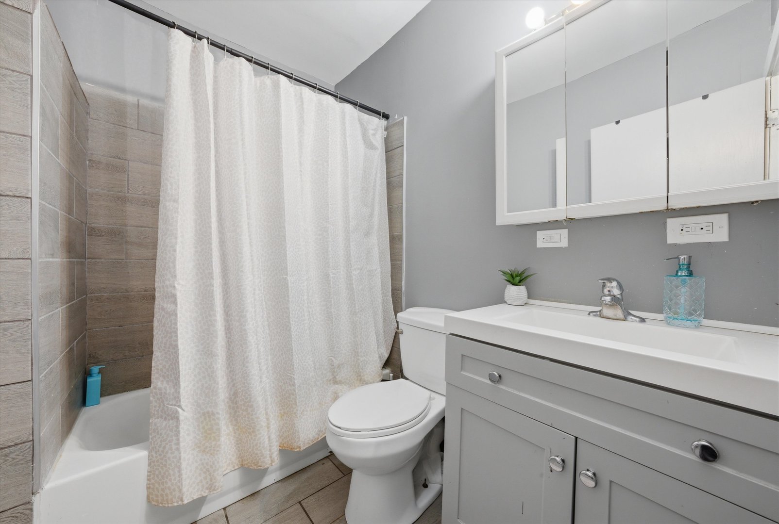2736 South Kildare Avenue Chicago IL 60623