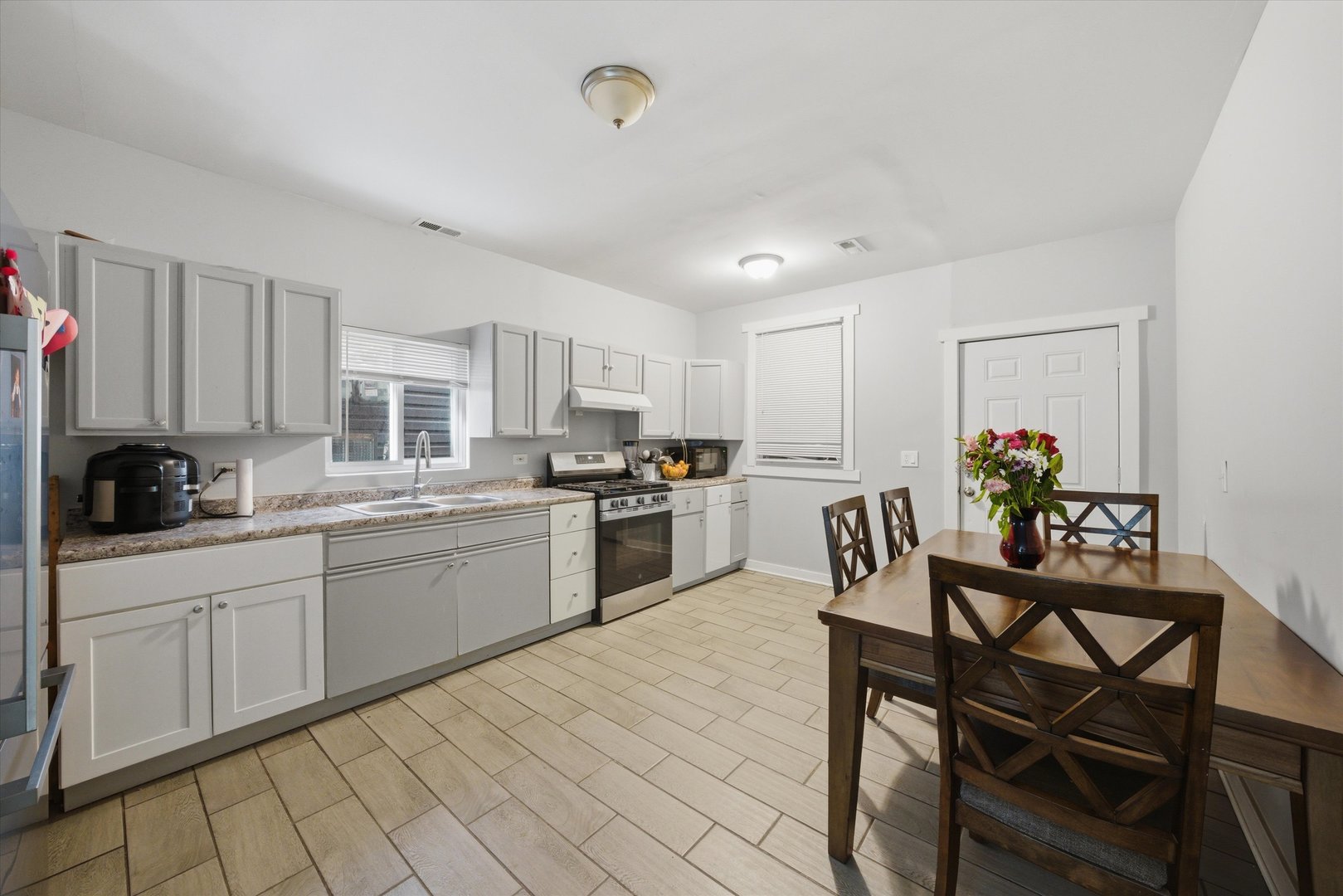 2736 South Kildare Avenue Chicago IL 60623