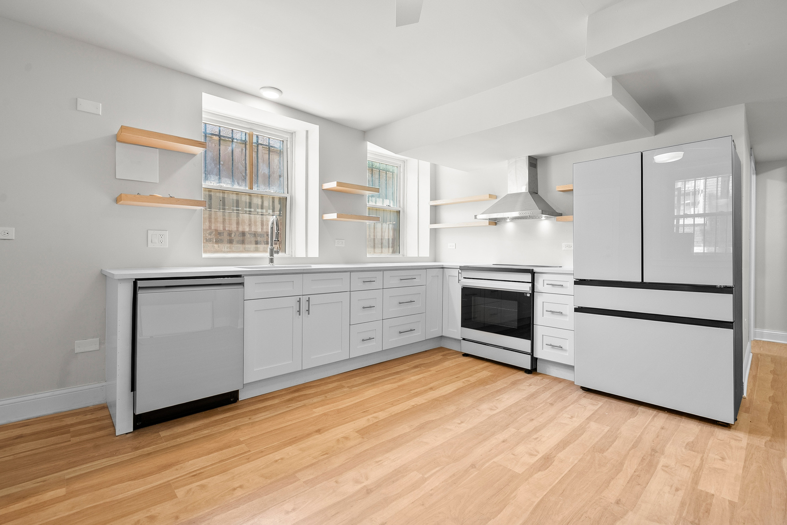 4541 South Forrestville Avenue Chicago IL 60653