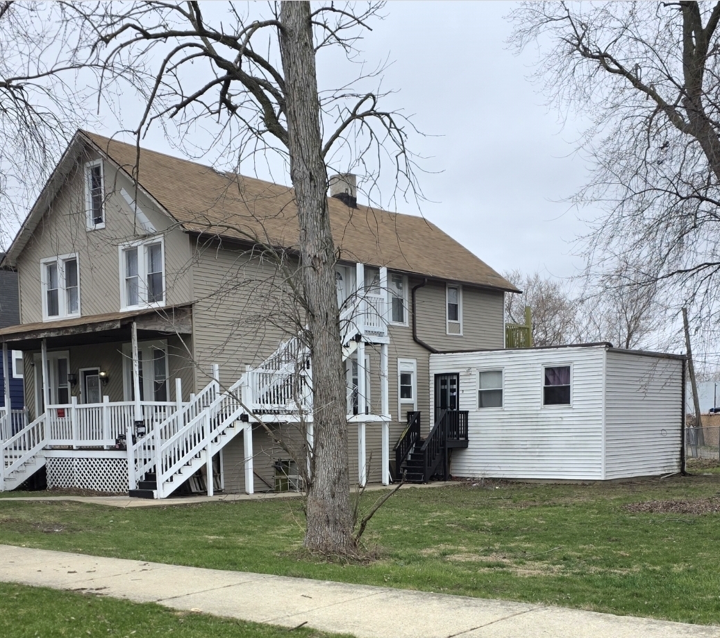 8542 South Lowe Avenue Chicago IL 60620