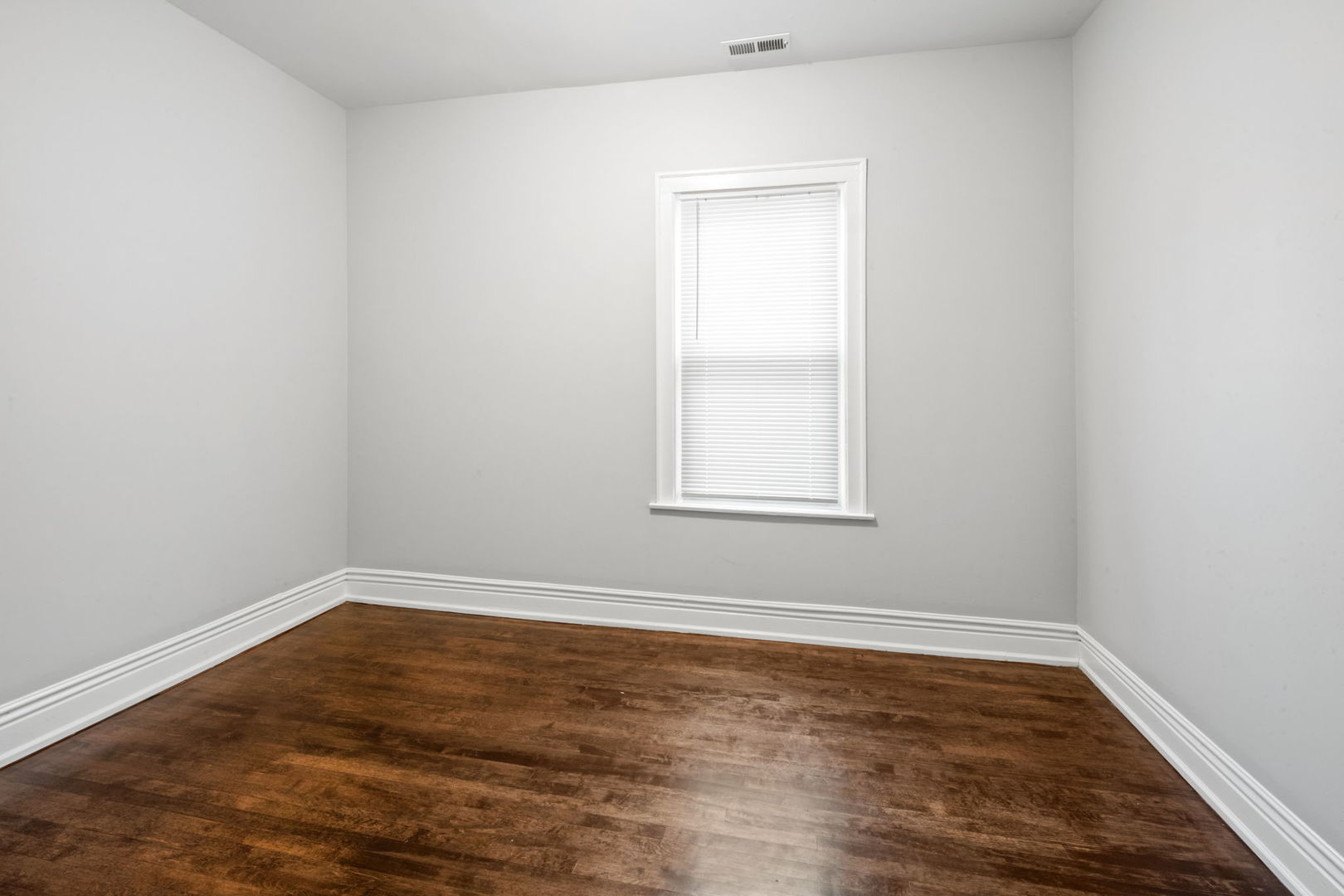 8548 South Exchange Avenue Chicago IL 60617