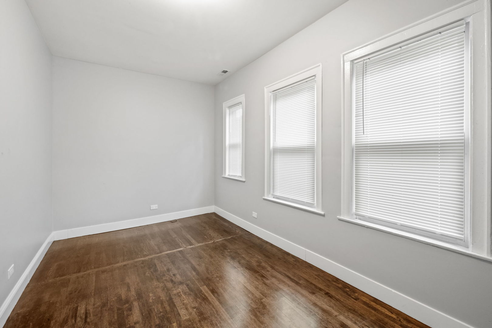 8548 South Exchange Avenue Chicago IL 60617