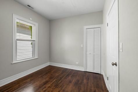 8548 South Exchange Avenue Chicago IL 60617