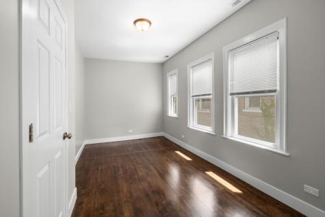 8548 South Exchange Avenue Chicago IL 60617