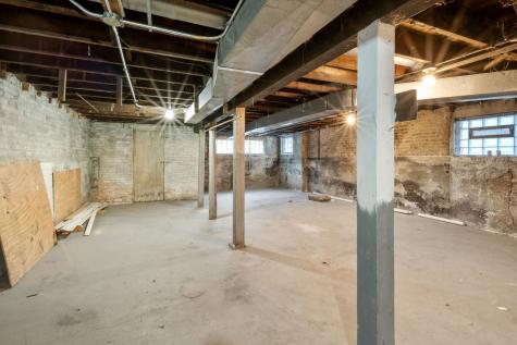 8548 South Exchange Avenue Chicago IL 60617