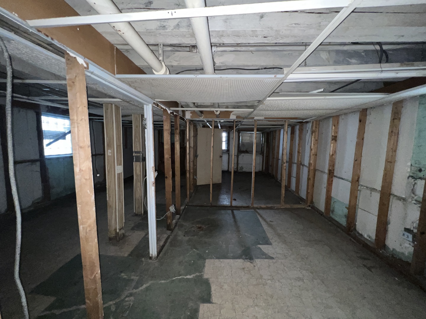 8242 South Houston Avenue Chicago IL 60617