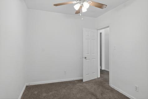 824 East 89th Place Chicago IL 60619