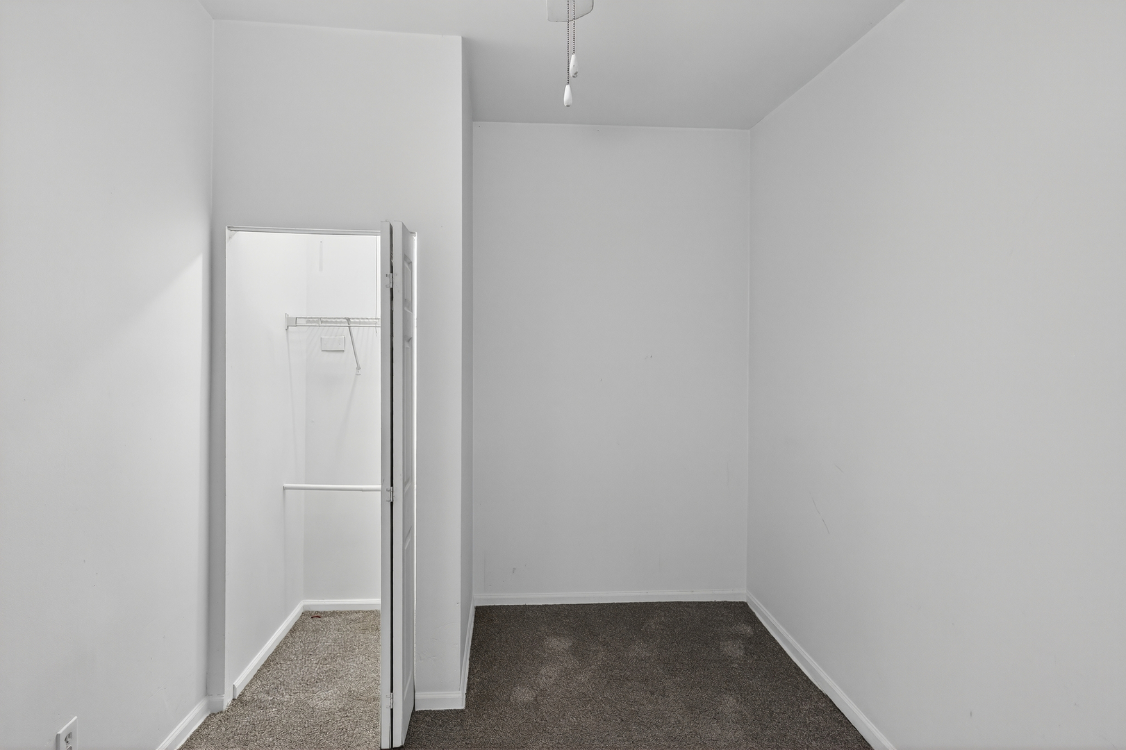 824 East 89th Place Chicago IL 60619