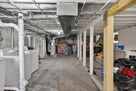 824 East 89th Place Chicago IL 60619