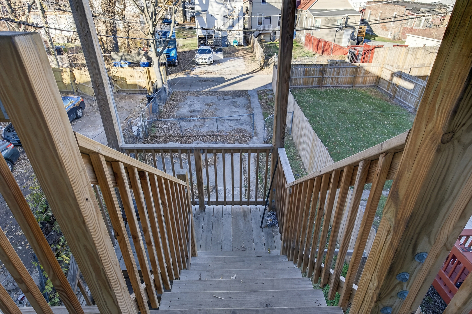 824 East 89th Place Chicago IL 60619