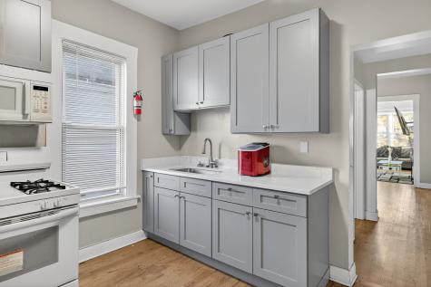 824 East 89th Place Chicago IL 60619