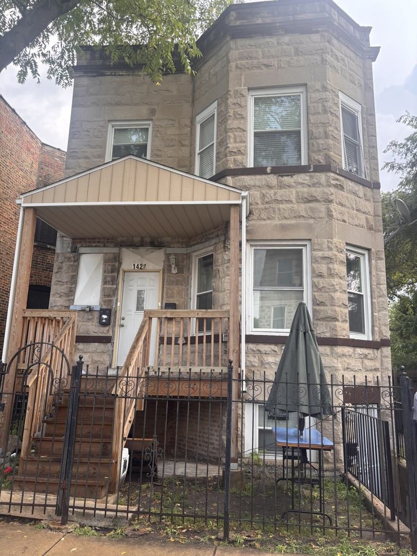 1427 South Central Park Avenue Chicago IL 60623
