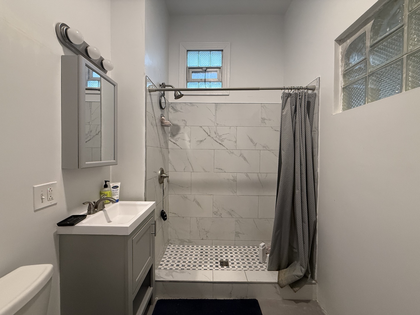 2606 North California Avenue Chicago IL 60647