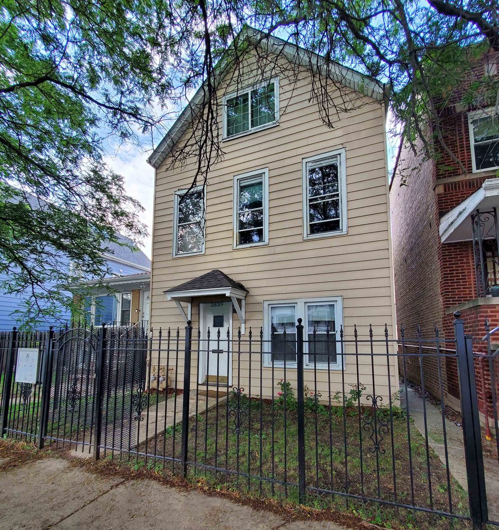 2839 North Central Park Avenue Chicago IL 60618