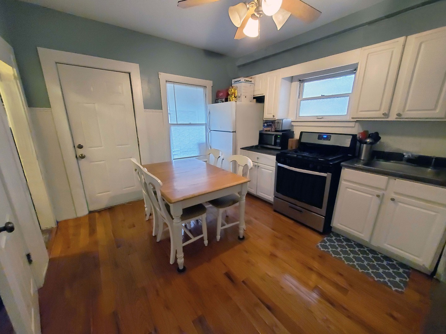 2839 North Central Park Avenue Chicago IL 60618
