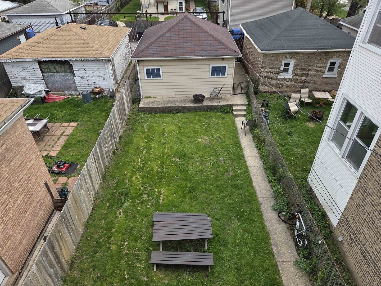 2839 North Central Park Avenue Chicago IL 60618