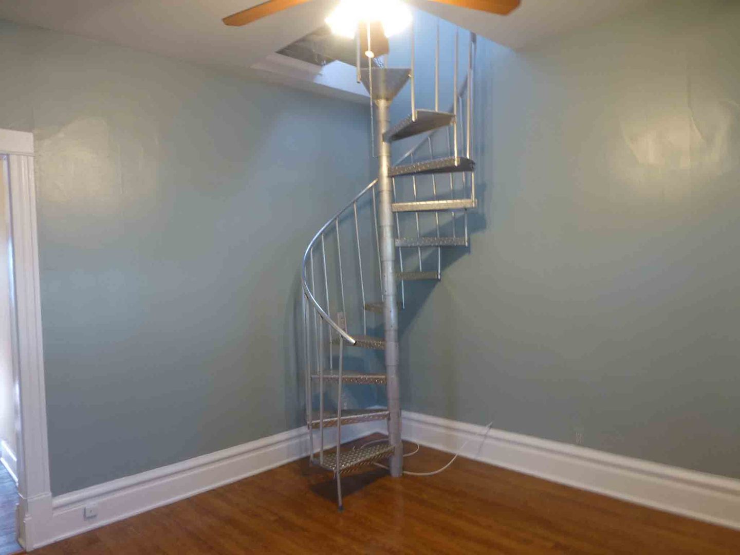 2839 North Central Park Avenue Chicago IL 60618