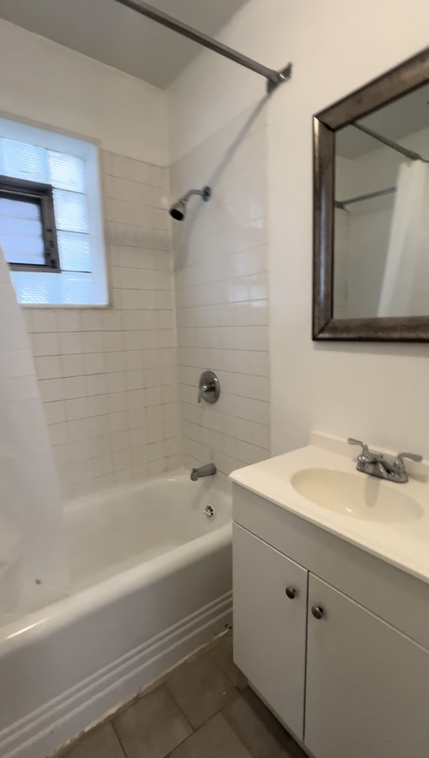 7030 West Wrightwood Avenue Chicago IL 60707
