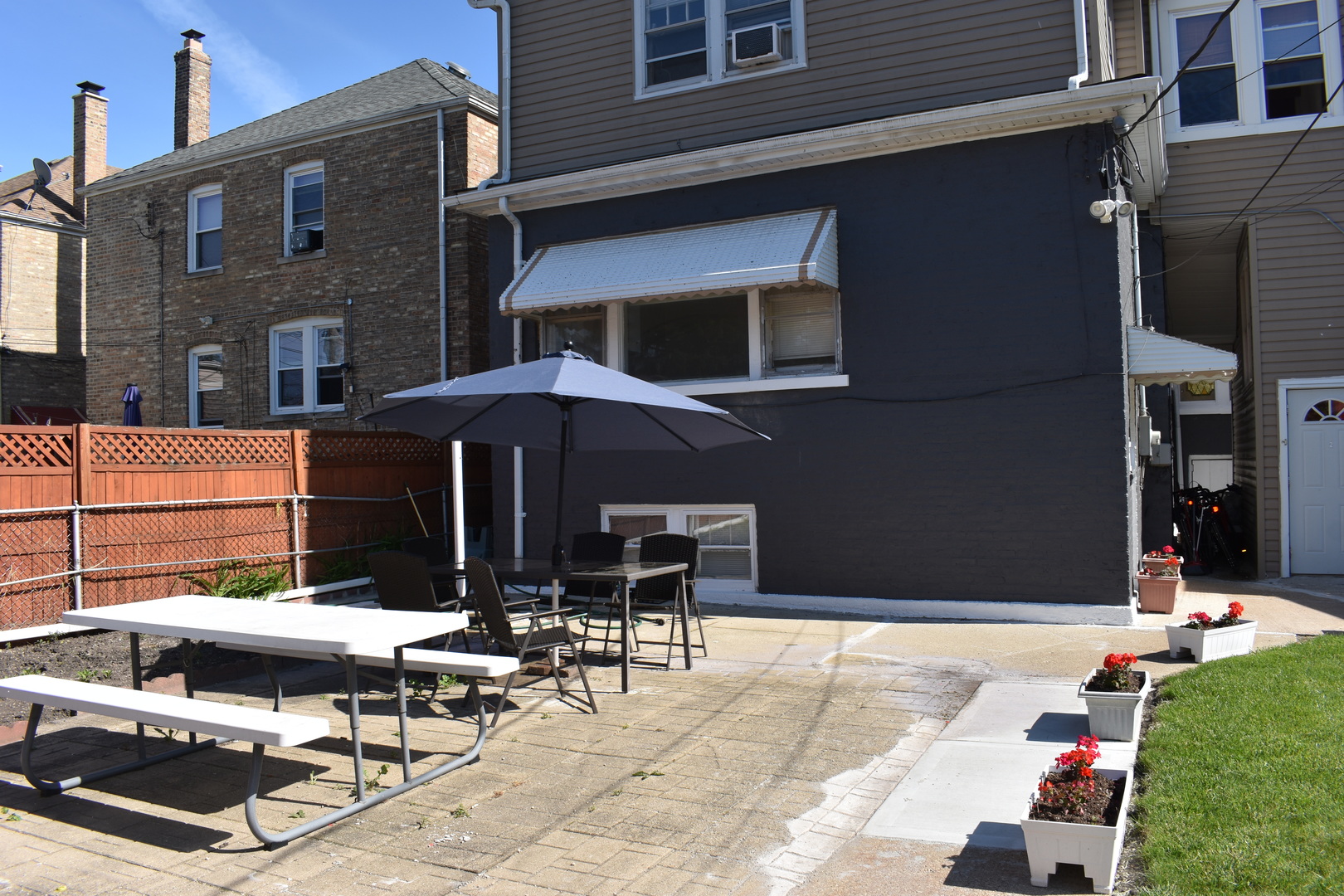 7030 West Wrightwood Avenue Chicago IL 60707