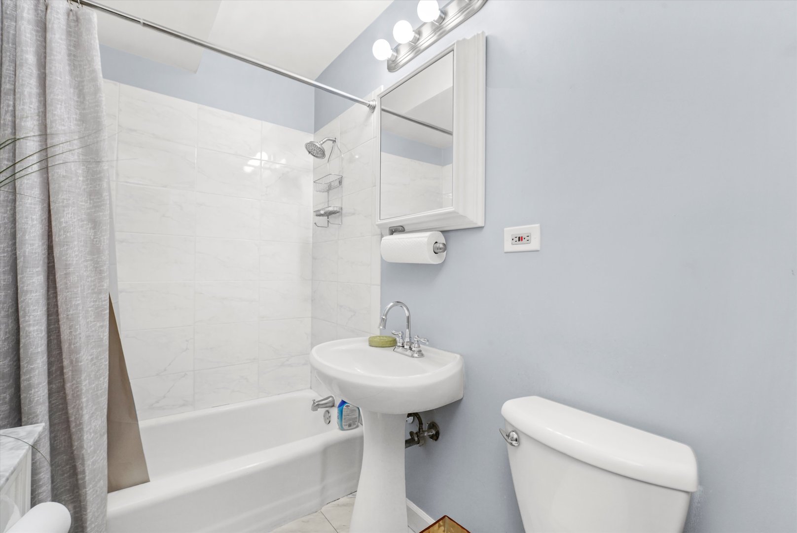 8119 South Paulina Street Chicago IL 60620