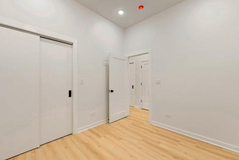 538 North Trumbull Avenue Chicago IL 60624