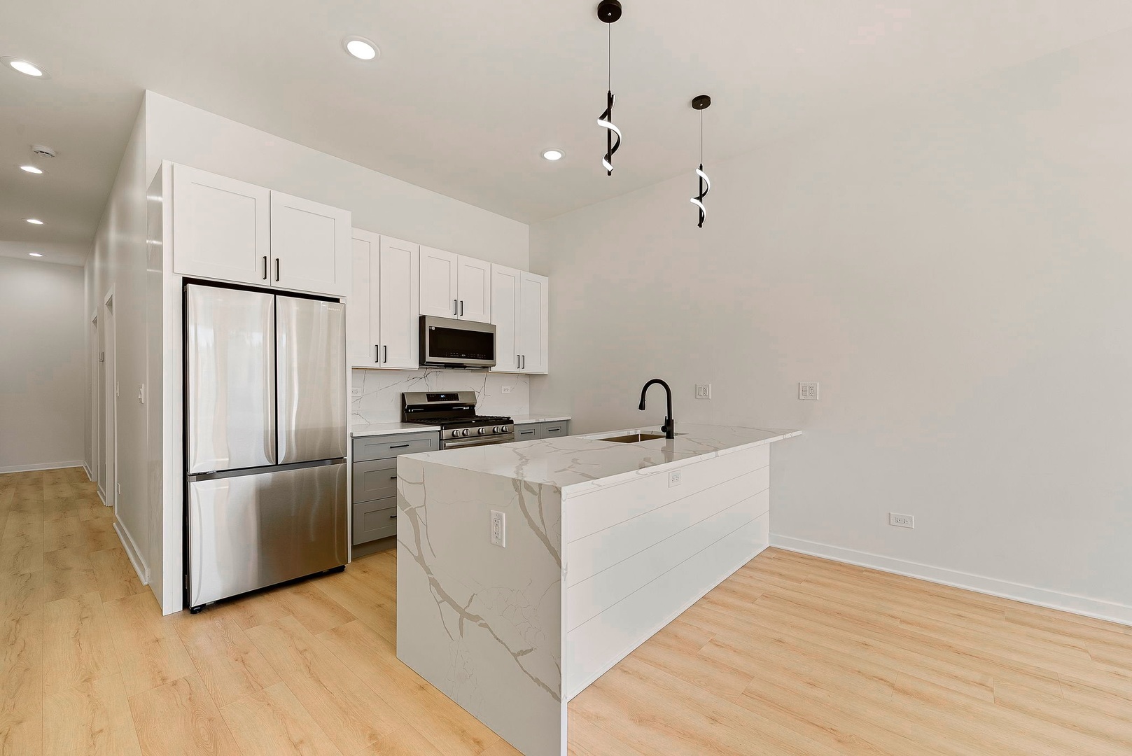 538 North Trumbull Avenue Chicago IL 60624