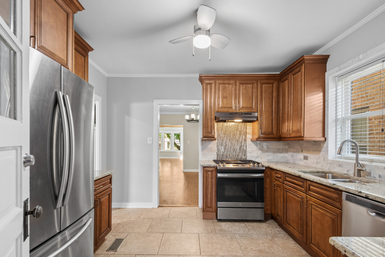 5010 North Major Avenue Chicago IL 60630