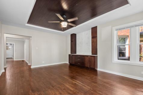 5010 North Major Avenue Chicago IL 60630