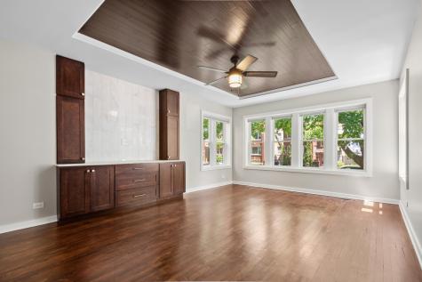 5010 North Major Avenue Chicago IL 60630