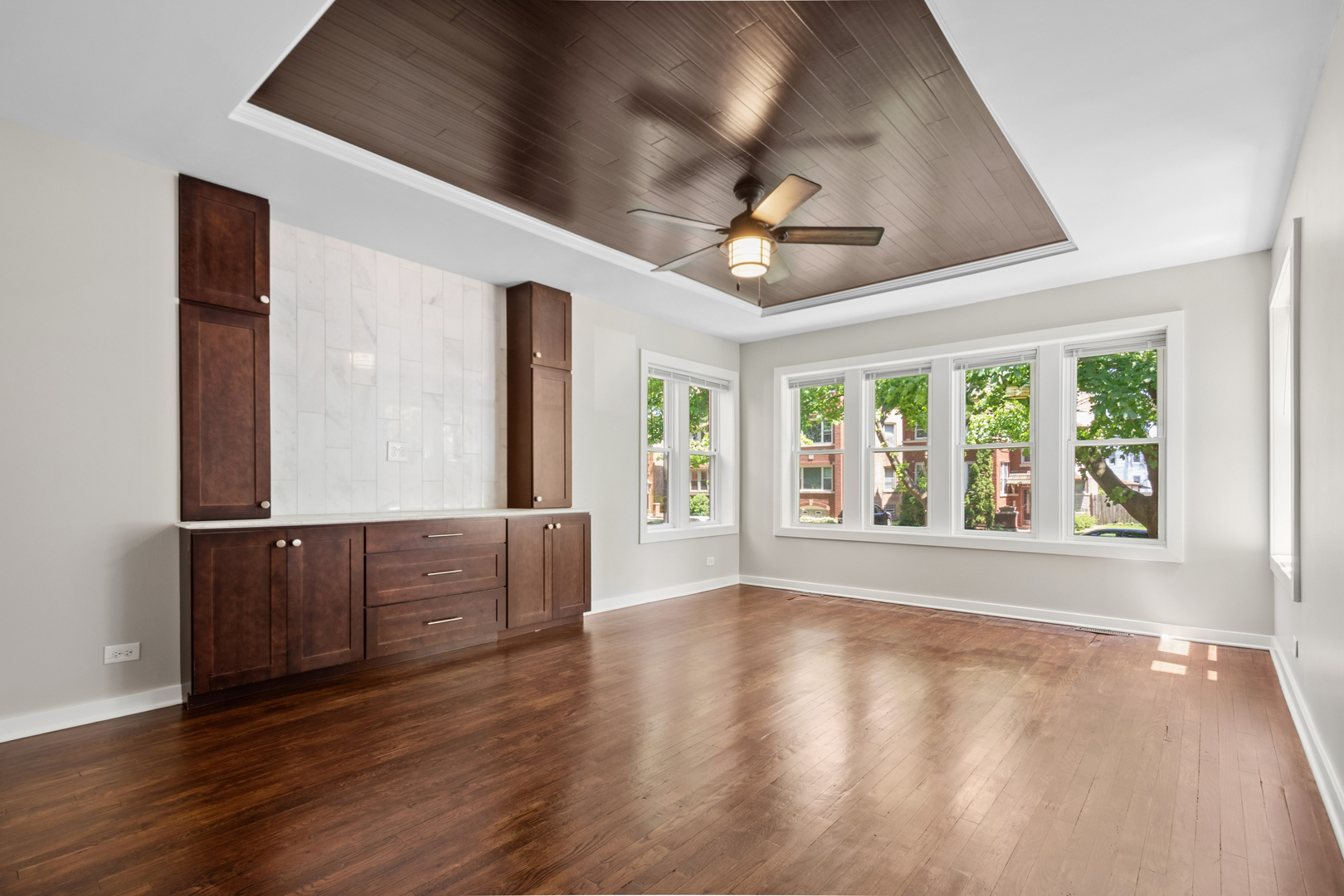 5010 North Major Avenue Chicago IL 60630