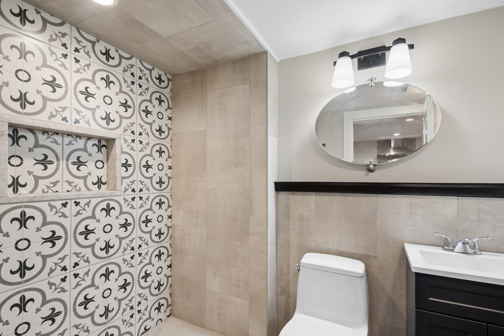 5010 North Major Avenue Chicago IL 60630