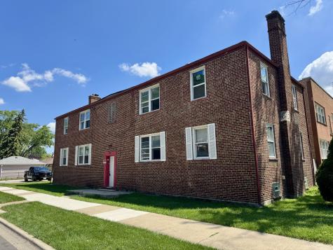 915 Bellwood Avenue Bellwood IL 60104