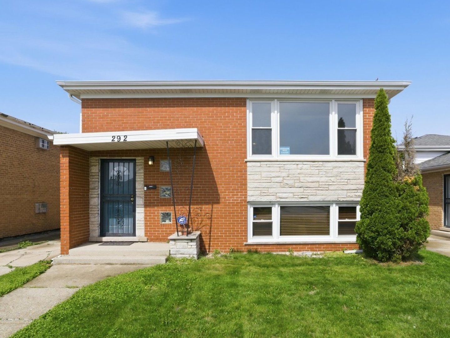 292 Bensley Avenue Calumet City IL 60409
